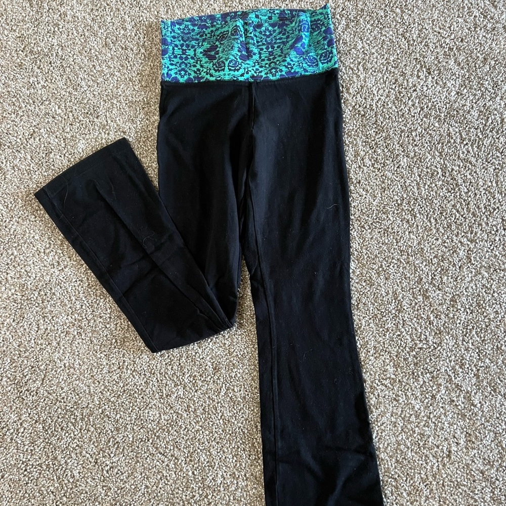 Mossimo Supply Yoga Pants